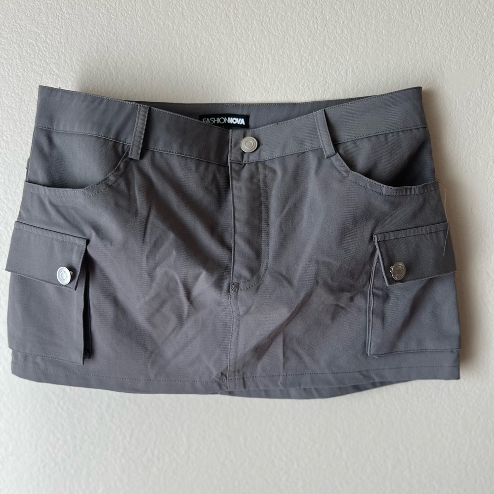 Grey Pin skirt